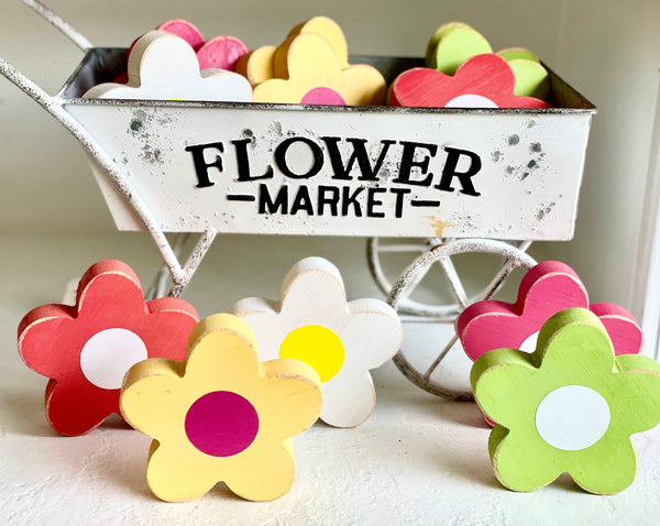 Wooden flowers, Daisy, Set of 3, Summer tiered tray, Baby girl shower gift, Spring decor, Modern style home and kids room