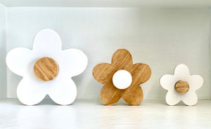 Wood Flowers, daisies for nursery