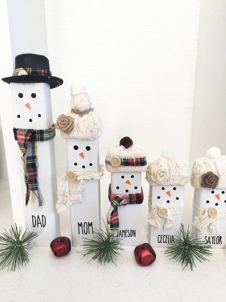 Personalized wood Snowman family