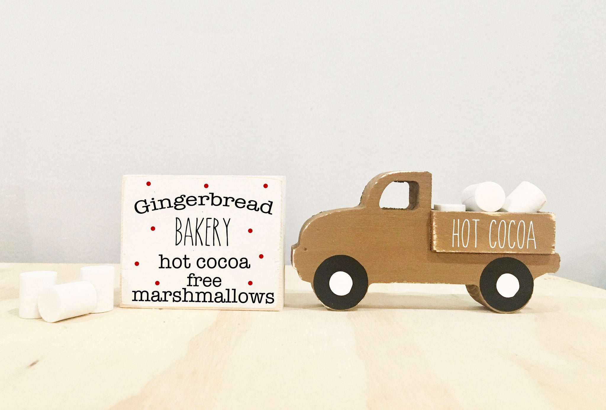 Hot cocoa truck, truck and sign set, Christmas decor, Wooden truck, Farmhouse, Tiered tray, Old truck, Tiered tray sign, Marshmallows