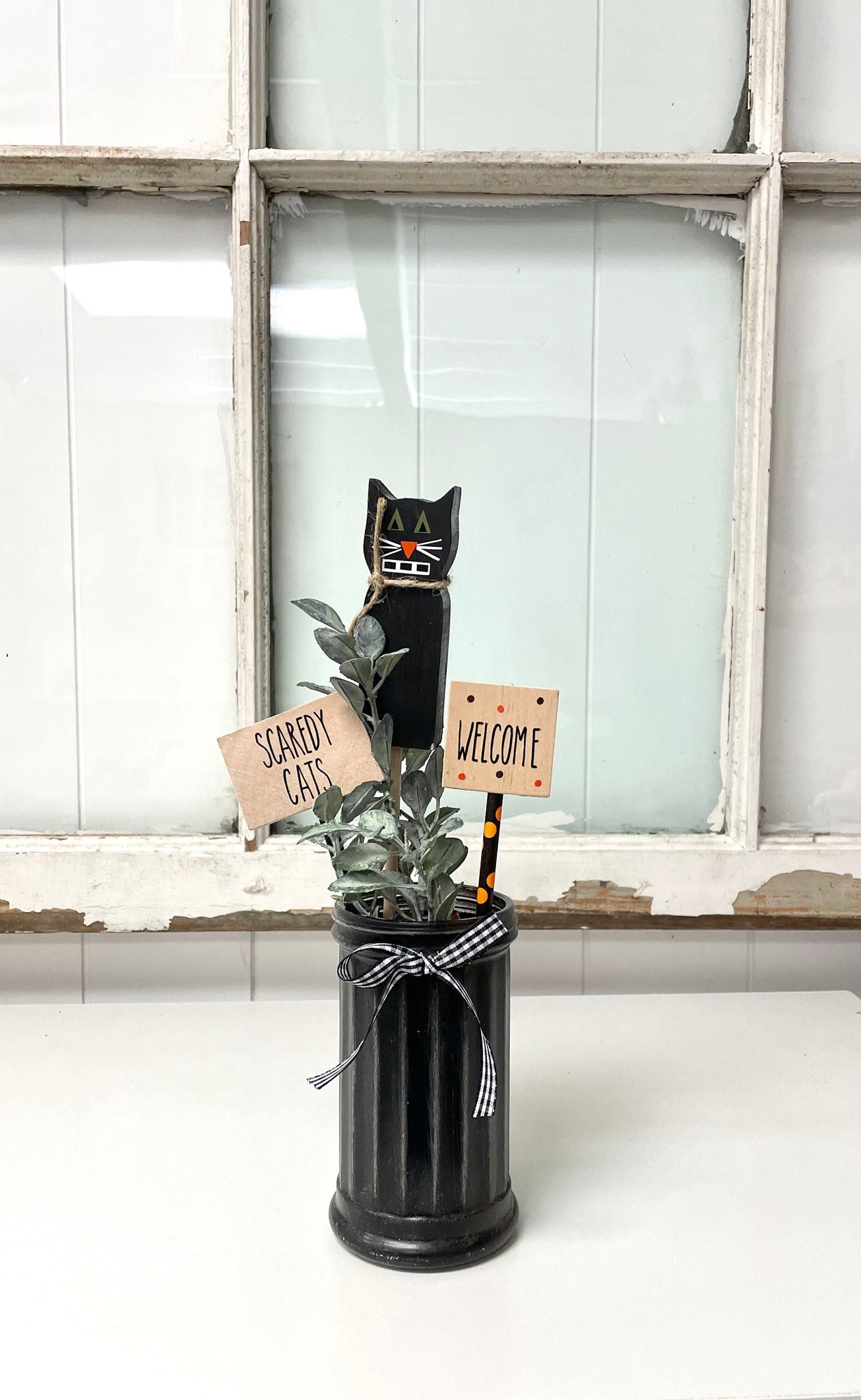 Halloween vase with wood black cat, Halloween decor, Tiered tray, Party centerpiece, Scaredy cats welcome, Halloween signs, Cat decor