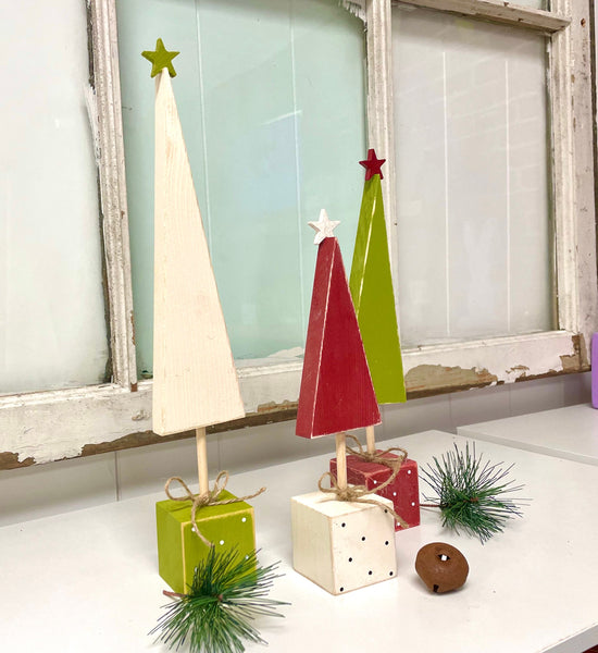 Wood Christmas trees, set of 3