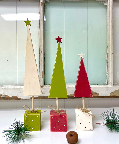 Wood Christmas trees, set of 3