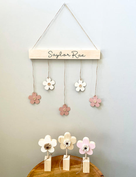 Wooden flower wall hanging, Daisies for nursery decor