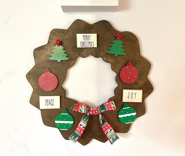 All seasons wood wreath, Holiday decor